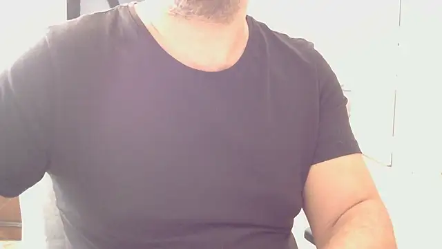 Snapshot of ByDeviL chatting on October 9, 8:34 am ByDeviL online show from October 9, 8:34 am