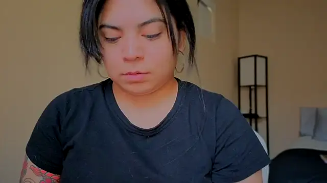 kimmiakiss22 online show from February 27, 11:48 pm