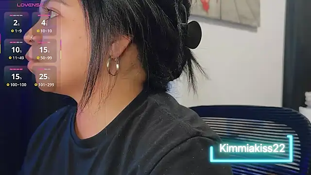 kimmiakiss22 online show from September 17, 10:11 pm