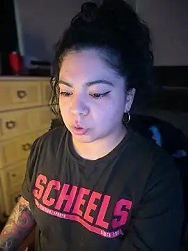 kimmiakiss22 online show from February 14, 8:49 pm