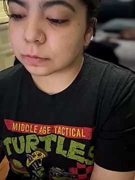 kimmiakiss22 online show from March 19, 8:35 pm