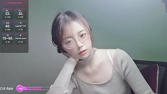 VaerySaenz online show from December 2, 6:52 am