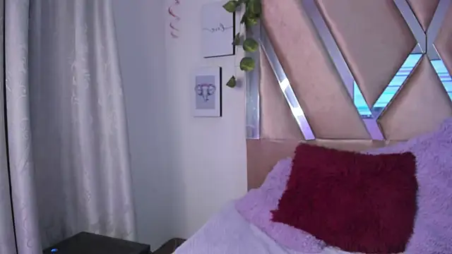 xhinata hyugax online show from January 21, 1:39 am