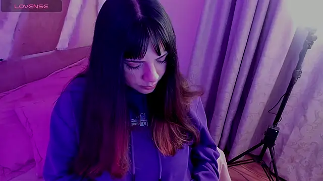 xhinata hyugax online show from March 5, 11:34 pm