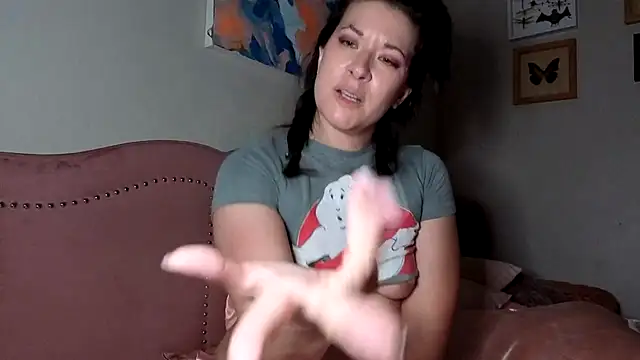 Snapshot of highly_inappropriate chatting on May 15, 2:51 am highly inappropriate online show from May 15, 2:51 am