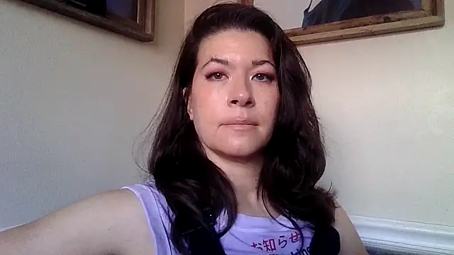Snapshot of highly_inappropriate chatting on May 27, 4:59 pm highly inappropriate online show from May 27, 4:59 pm