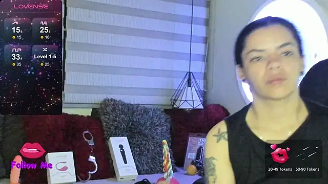 Snapshot of natasha_logan_ chatting on May 29, 4:10 am natasha logan online show from May 29, 4:10 am