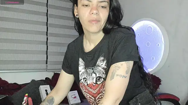 natasha logan  online show from June 23, 3:59 am
