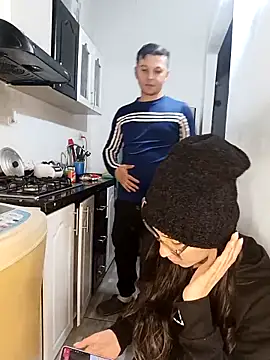 catire2323 online show from March 8, 2:34 am