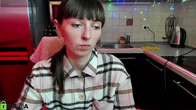 TayanaJons online show from March 20, 7:47 am