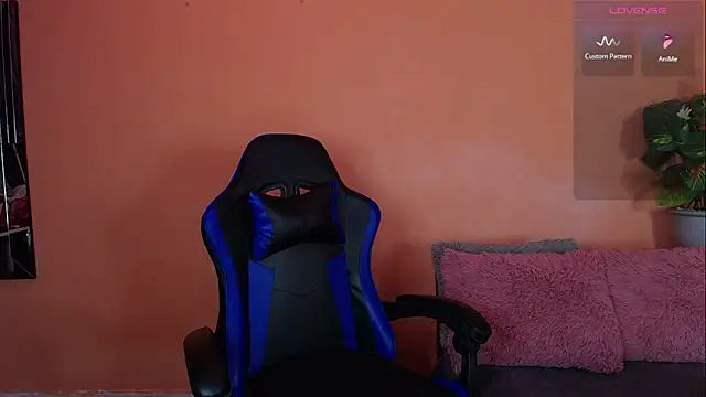 Snapshot of GiordanaPinoo chatting on December 19, 11:34 pm GiordanaPinoo online show from December 19, 11:34 pm