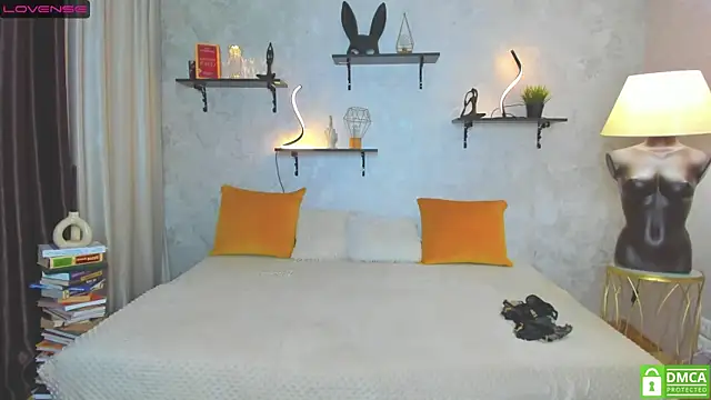 StripBianka online show from March 14, 4:30 pm