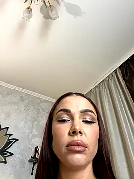 StripBianka online show from November 7, 3:12 pm