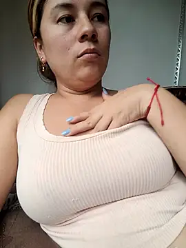 selena gomez2 online show from February 26, 9:36 pm