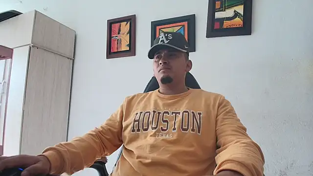 myke andrade online show from December 5, 1:31 pm