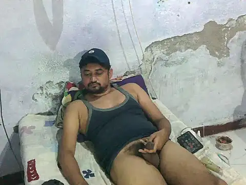Snapshot of Rocobodymassager chatting on July 28, 2:13 pm Rocobodymassager online show from July 28, 2:13 pm