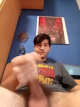 Snapshot of Esti02 chatting on November 1, 8:16 am Esti02 online show from November 1, 8:16 am