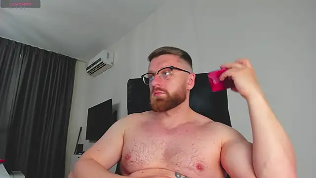 Snapshot of Findom_guy chatting on March 16, 1:26 pm Findom guy online show from March 16, 1:26 pm