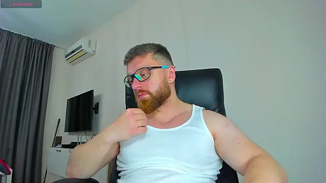 Snapshot of Findom_guy chatting on March 23, 1:04 pm Findom guy online show from March 23, 1:04 pm