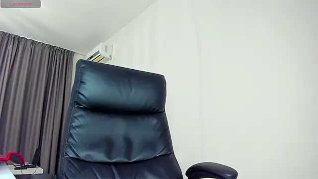 Snapshot of Findom_guy chatting on March 28, 1:54 pm Findom guy online show from March 28, 1:54 pm