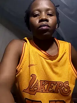 Queentesi online show from February 3, 5:46 pm