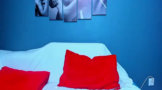 Snapshot of andboyfor6 chatting on February 1, 5:39 am andboyfor6 online show from February 1, 5:39 am