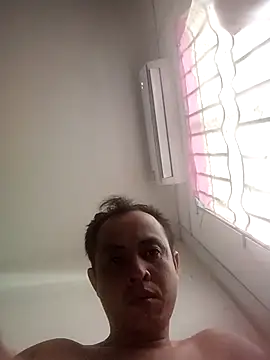 Snapshot of KingKaizo96 chatting on October 13, 1:16 am KingKaizo96 online show from October 13, 1:16 am