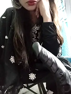 Noor Darliing online show from February 10, 2:59 pm