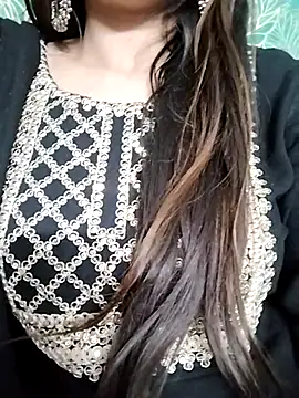 Snapshot of Noor_Darliing chatting on February 17, 6:26 pm Noor Darliing online show from February 17, 6:26 pm