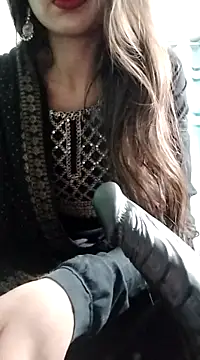 Snapshot of Noor_Darliing chatting on February 21, 3:10 pm Noor Darliing online show from February 21, 3:10 pm