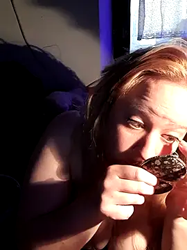 D Marinna online show from March 9, 4:11 pm