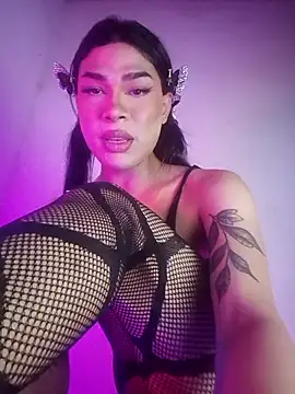 Victor-and-shelly online show from February 15, 4:58 pm