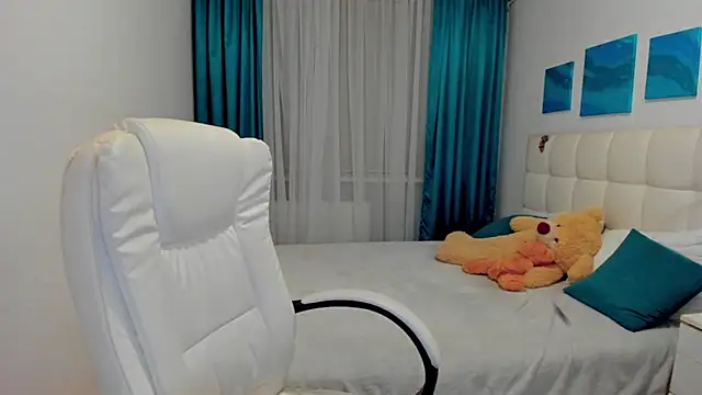 Kathlyn  Heath online show from January 24, 7:07 pm