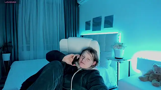 Kathlyn  Heath online show from February 24, 6:36 pm