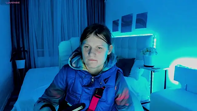 Kathlyn  Heath online show from March 13, 6:01 pm