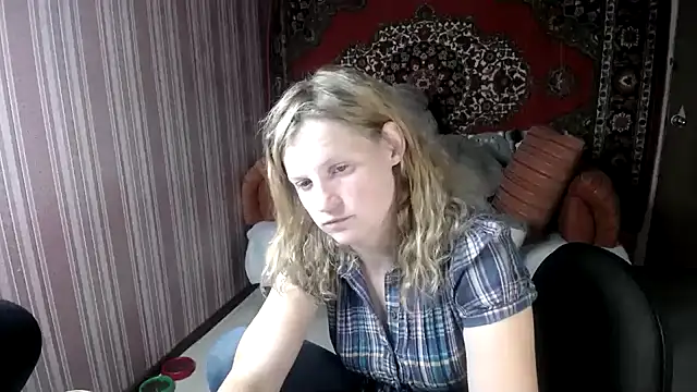 Kathlyn  Heath online show from September 12, 7:36 pm