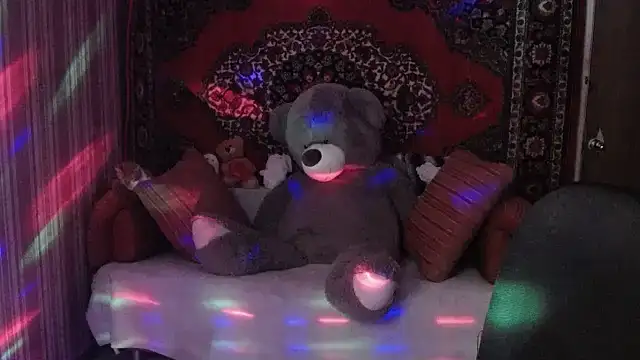 Kathlyn  Heath online show from September 14, 4:39 pm