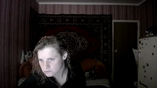 Kathlyn  Heath online show from October 16, 6:09 pm