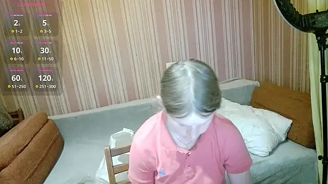Snapshot of Kathlyn__Heath chatting on June 8, 6:52 pm Kathlyn Heath online show from June 8, 6:52 pm