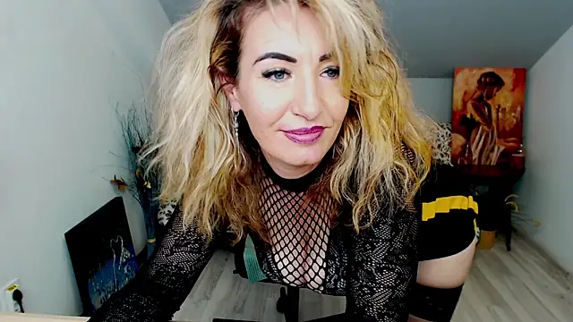 Cassandra Hotty online show from February 28, 11:03 am