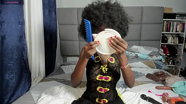 Snapshot of suhaila_suus chatting on October 18, 11:38 pm suhaila suus online show from October 18, 11:38 pm