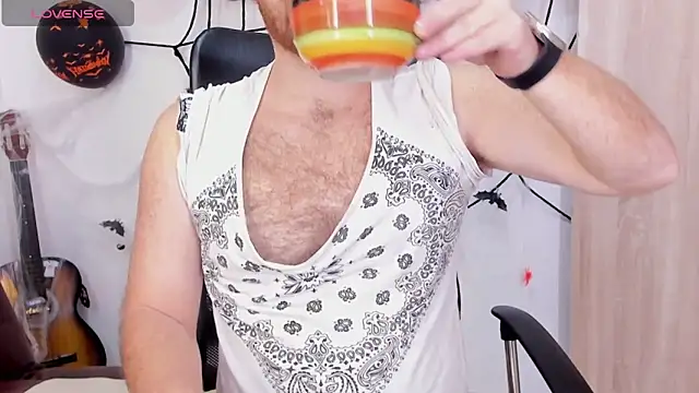 michacosio online show from November 2, 4:26 am