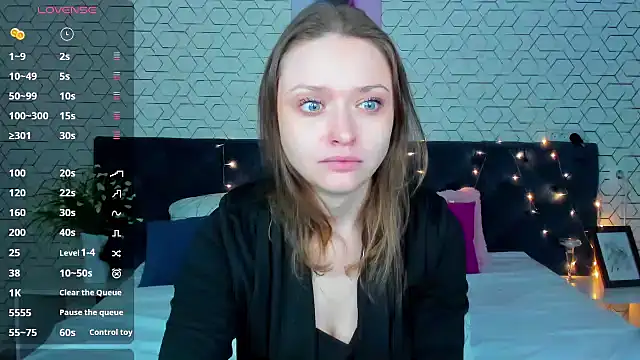 Snapshot of Linda_Bryant chatting on December 28, 1:08 am Linda Bryant online show from December 28, 1:08 am