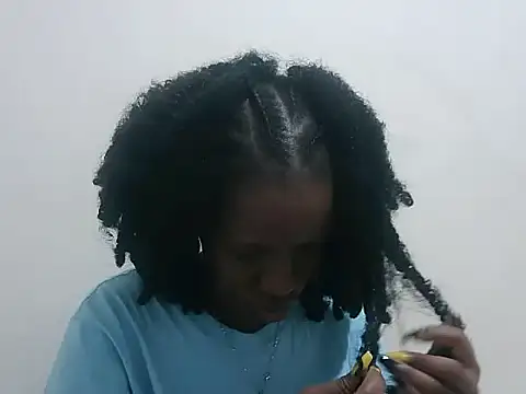 prettybeee online show from January 13, 10:26 pm