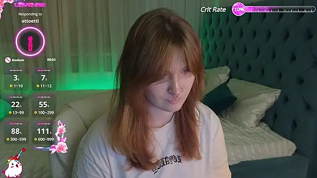  Chlo  e online show from January 30, 1:22 am