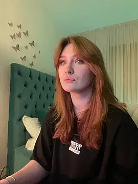  Chlo  e online show from February 26, 10:42 pm