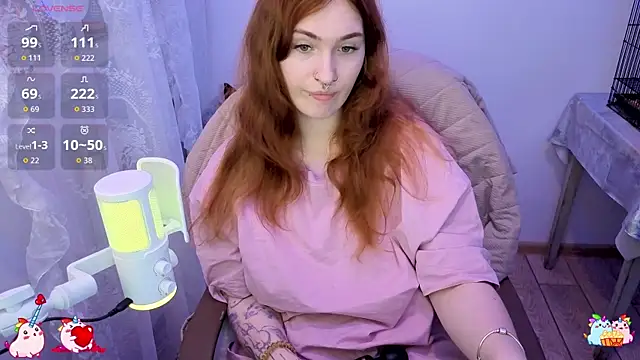  Chlo  e online show from November 29, 7:39 pm