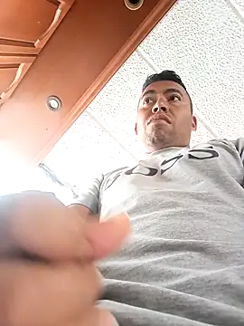 Snapshot of Diego_leon27 chatting on September 26, 4:33 pm Diego leon27 online show from September 26, 4:33 pm