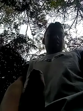 Snapshot of Diego_leon27 chatting on November 16, 4:34 pm Diego leon27 online show from November 16, 4:34 pm