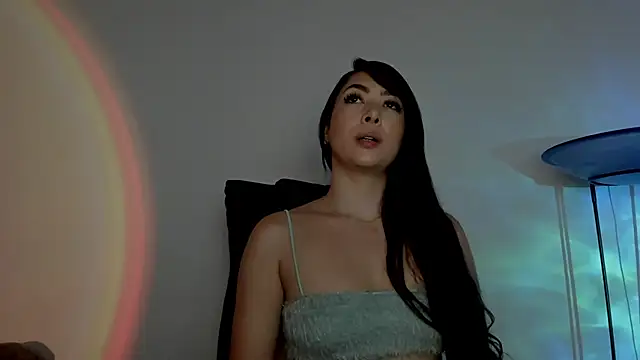 Mila  Paramo online show from January 28, 10:23 pm